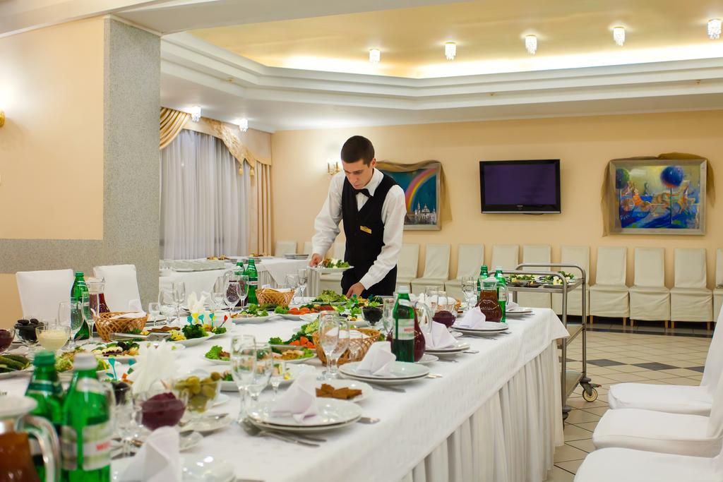 Conference Suputnyk إلفيف
